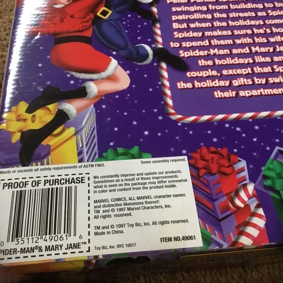 Spider-Man & Mary Jane Holiday Special Limited Edition 1 of 35,000 with Magnet - Picture 4 of 16